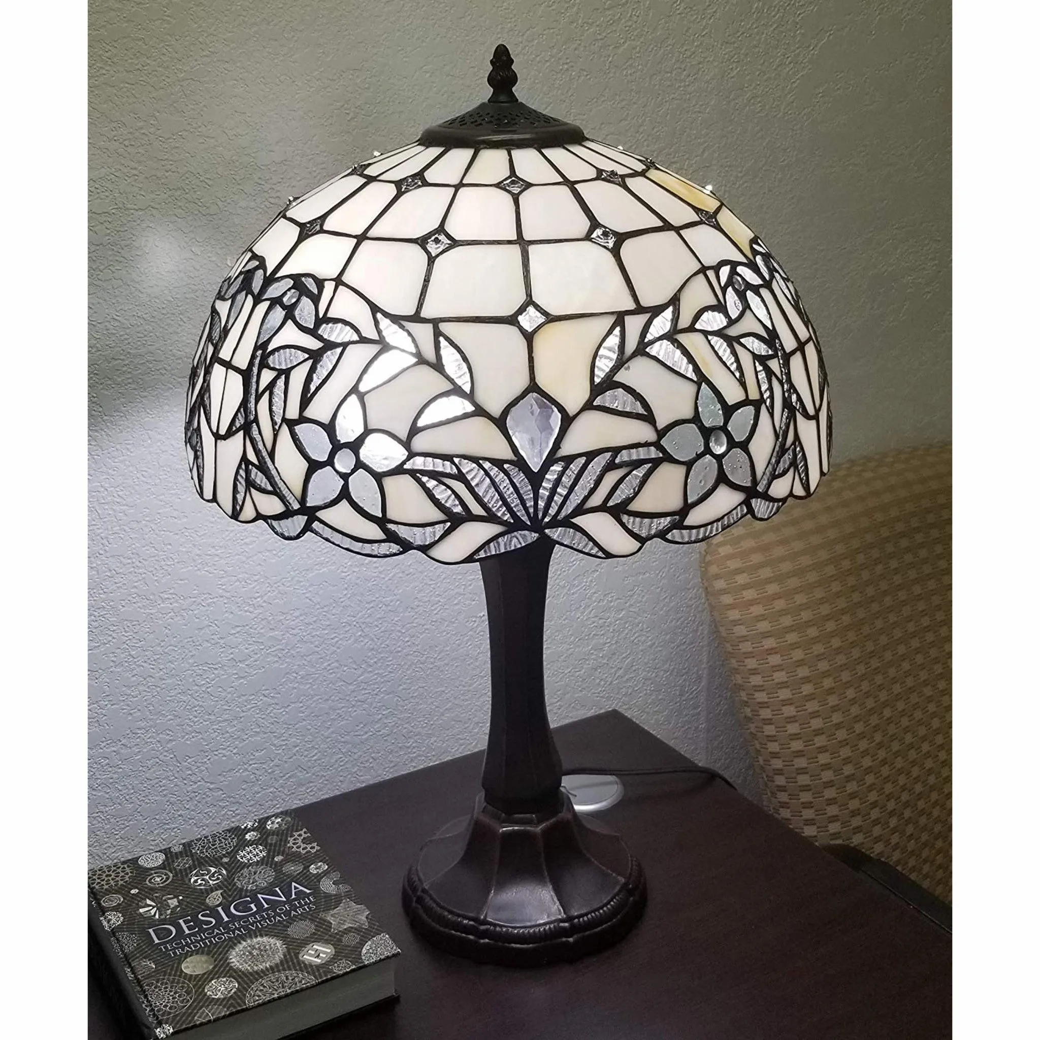 23" Stained Glass Two Light Flowery Vintage Accent Table Lamp By Homeroots