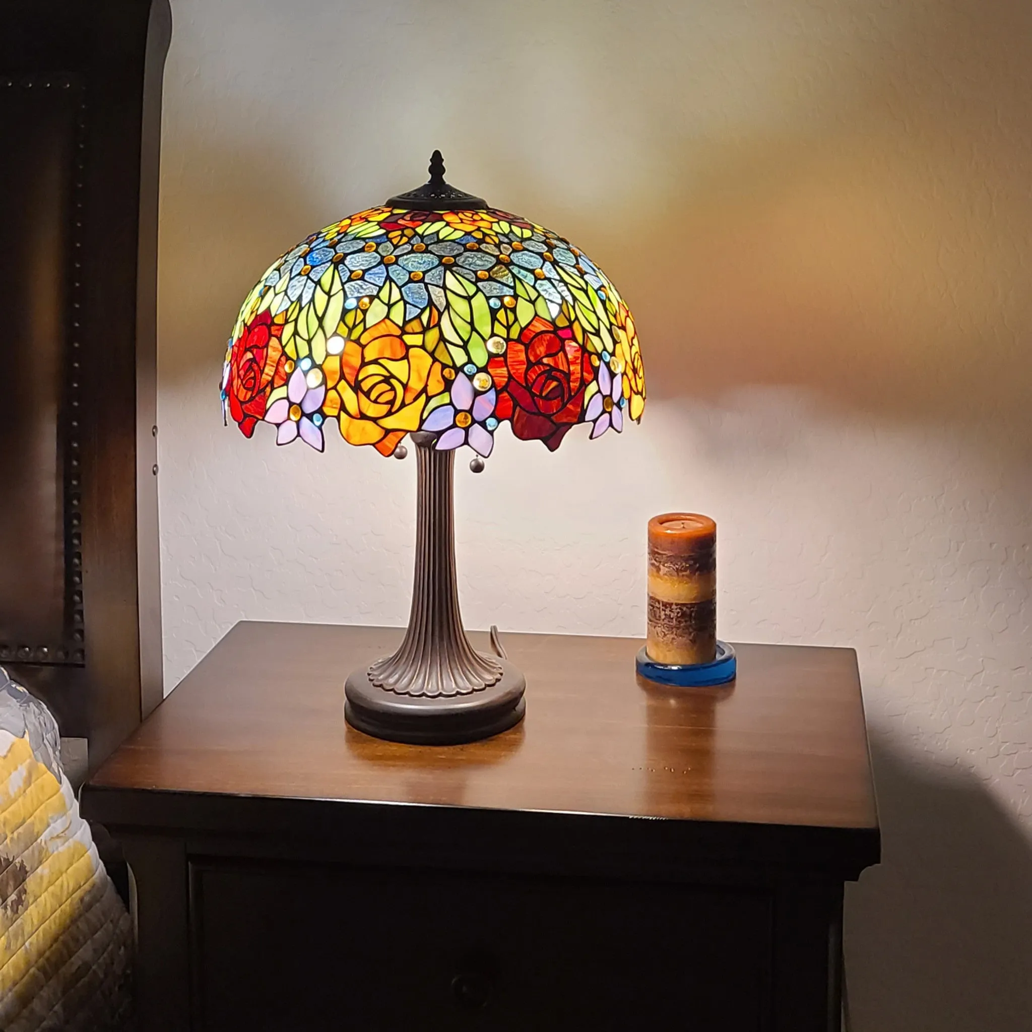 23" Stained Glass Two Light Jeweled Flowery Accent Table Lamp By Homeroots