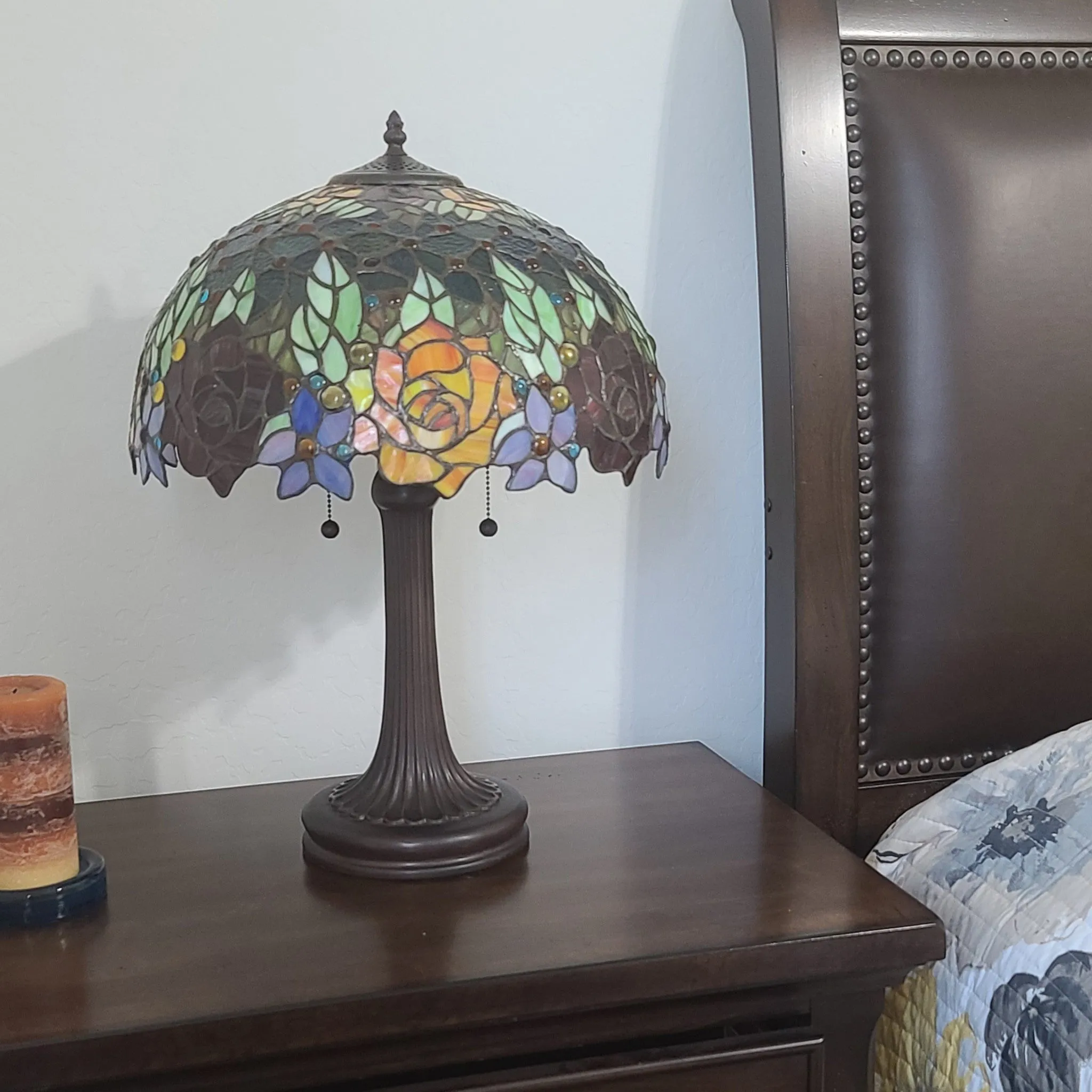 23" Stained Glass Two Light Jeweled Flowery Accent Table Lamp By Homeroots