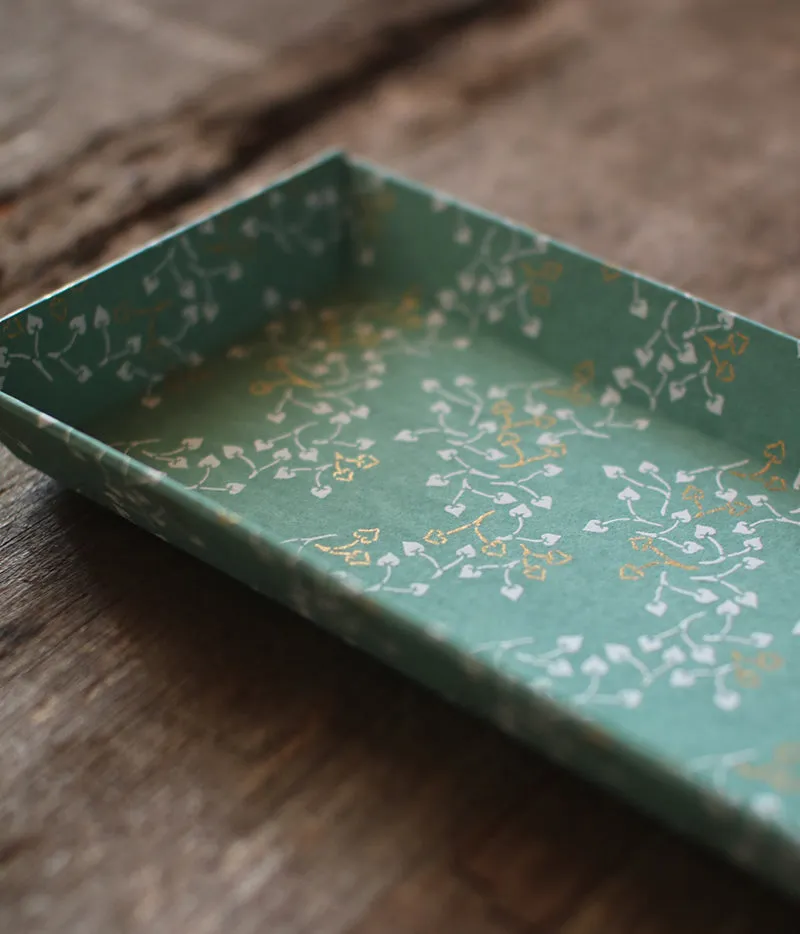 Chiyogami Paper Tray {Futaba-Aoi}