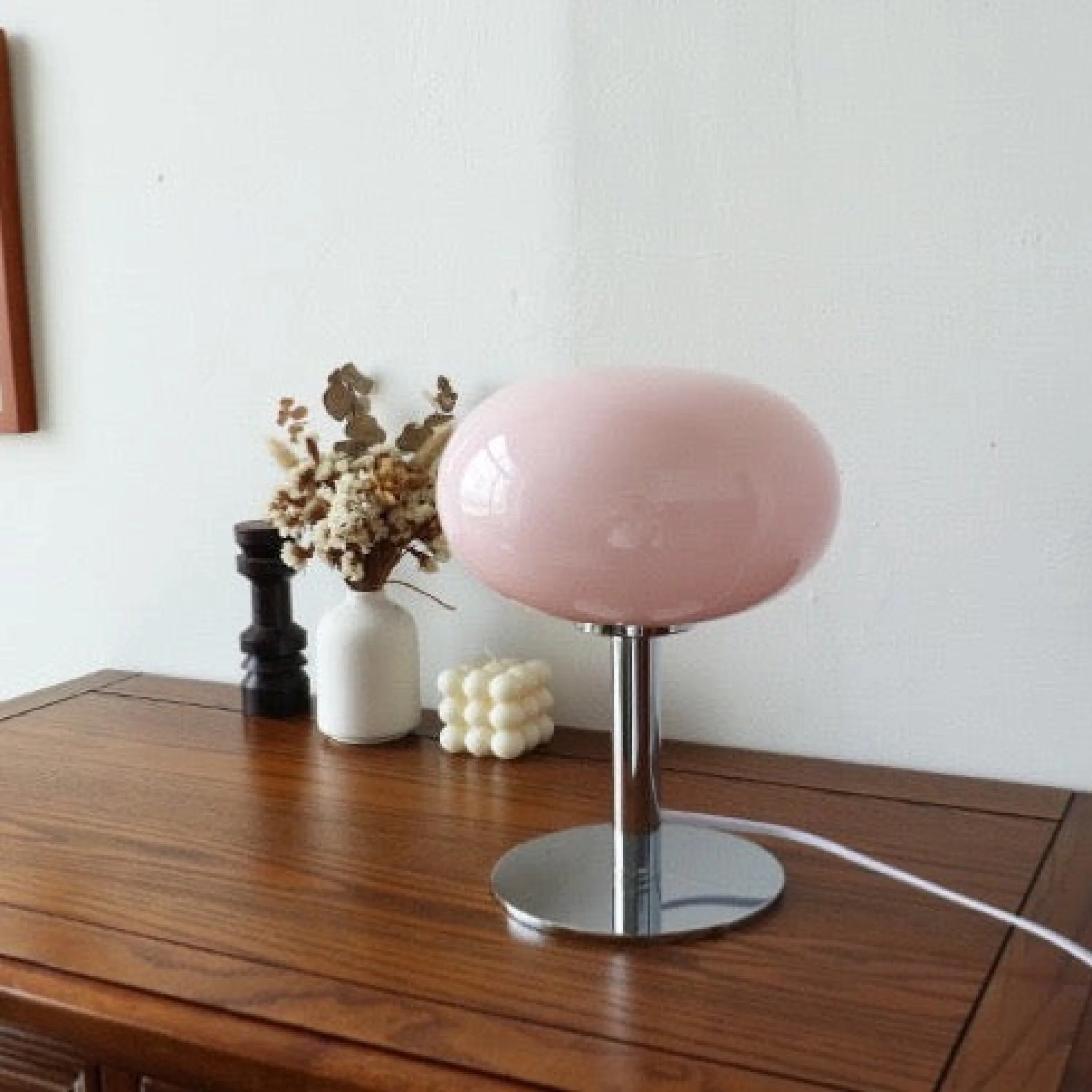 Egg Glass Lamp / White