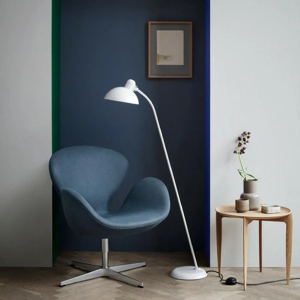 Fritz Hansen Arne Jacobsen Swan Chair