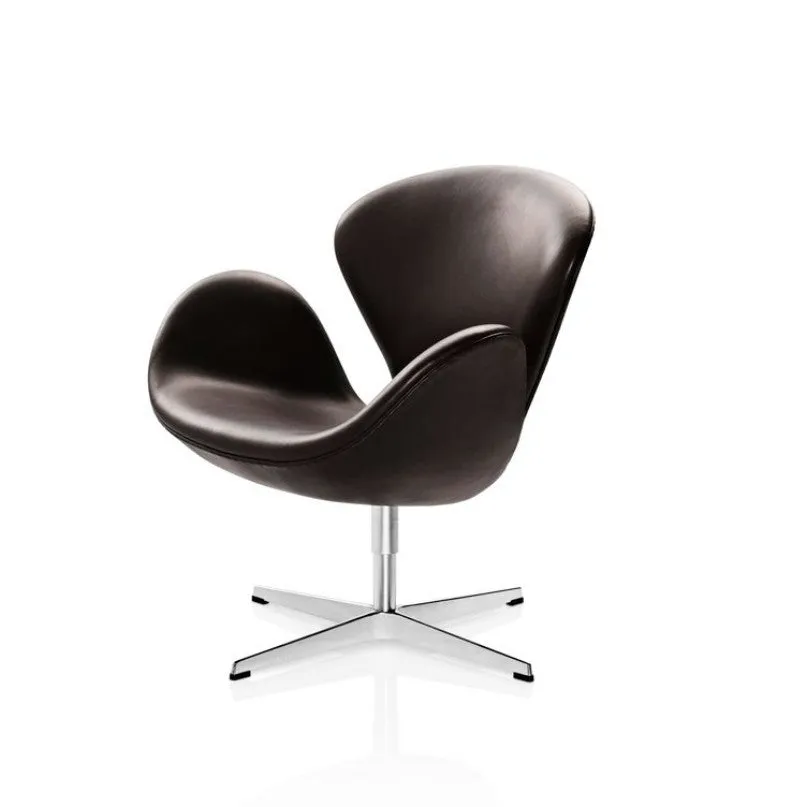 Fritz Hansen Arne Jacobsen Swan Chair