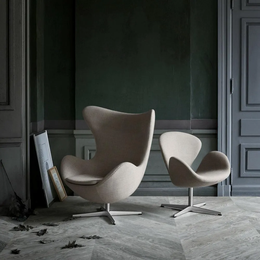 Fritz Hansen Arne Jacobsen Swan Chair