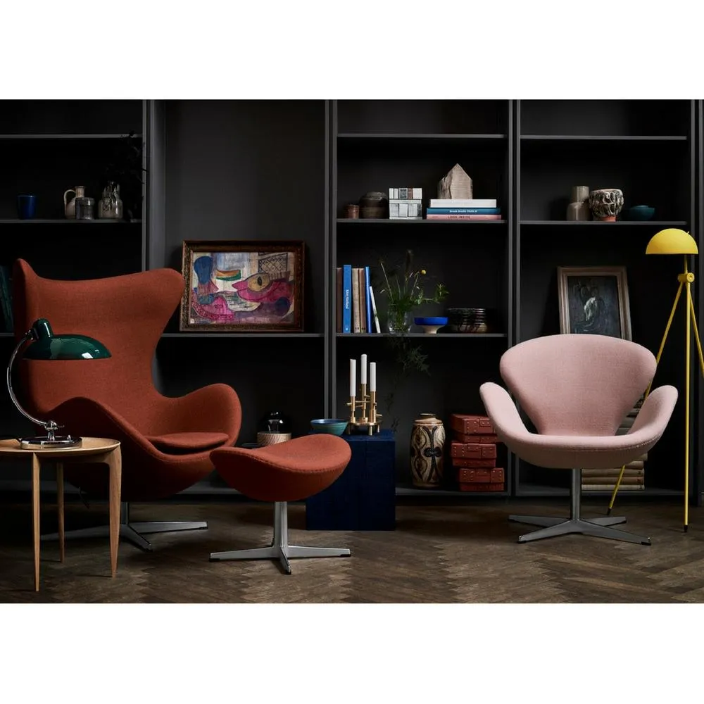 Fritz Hansen Arne Jacobsen Swan Chair