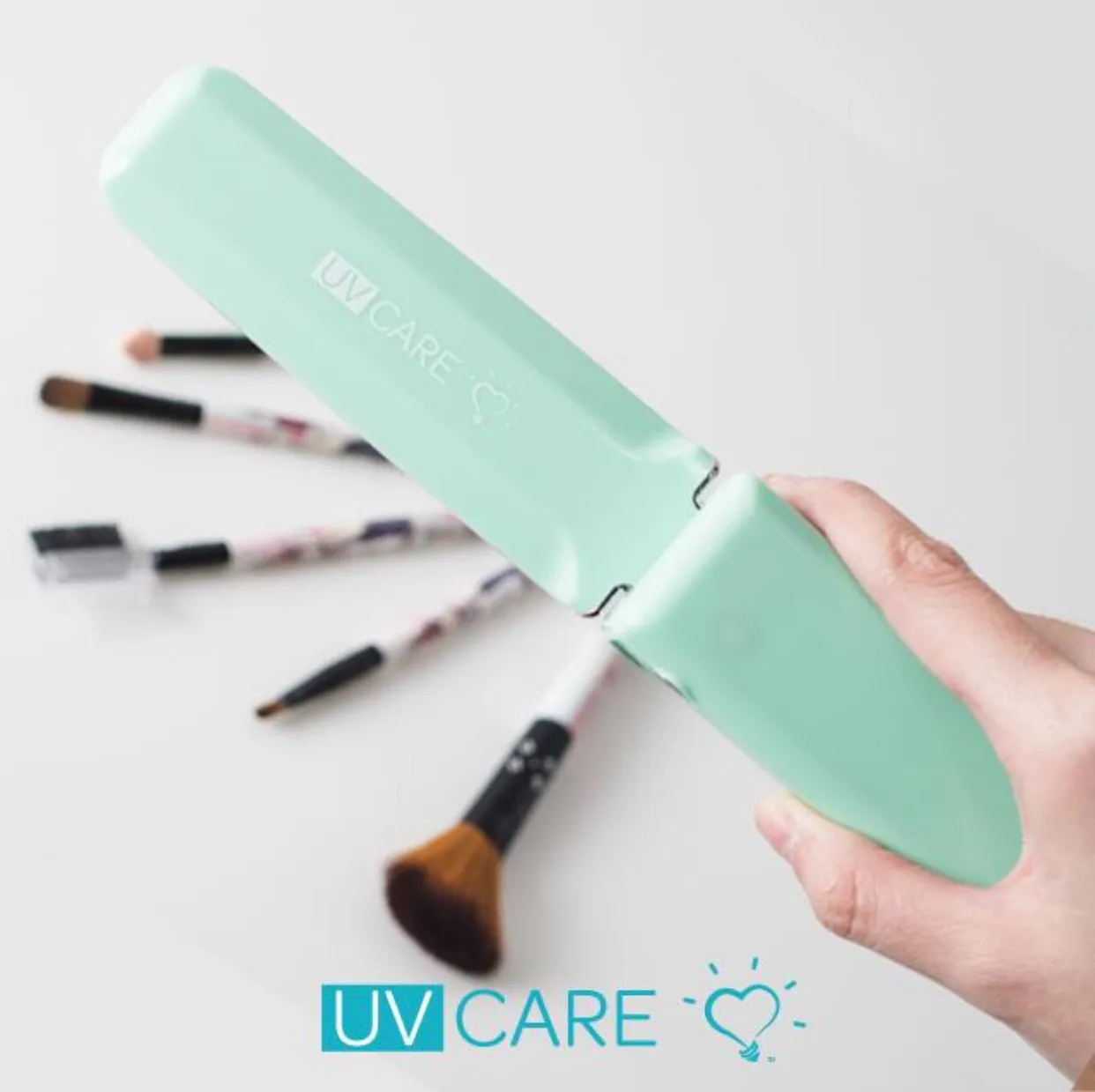 UV Care Pocket Sterilizer Vogue Collection: Mint Sorbet